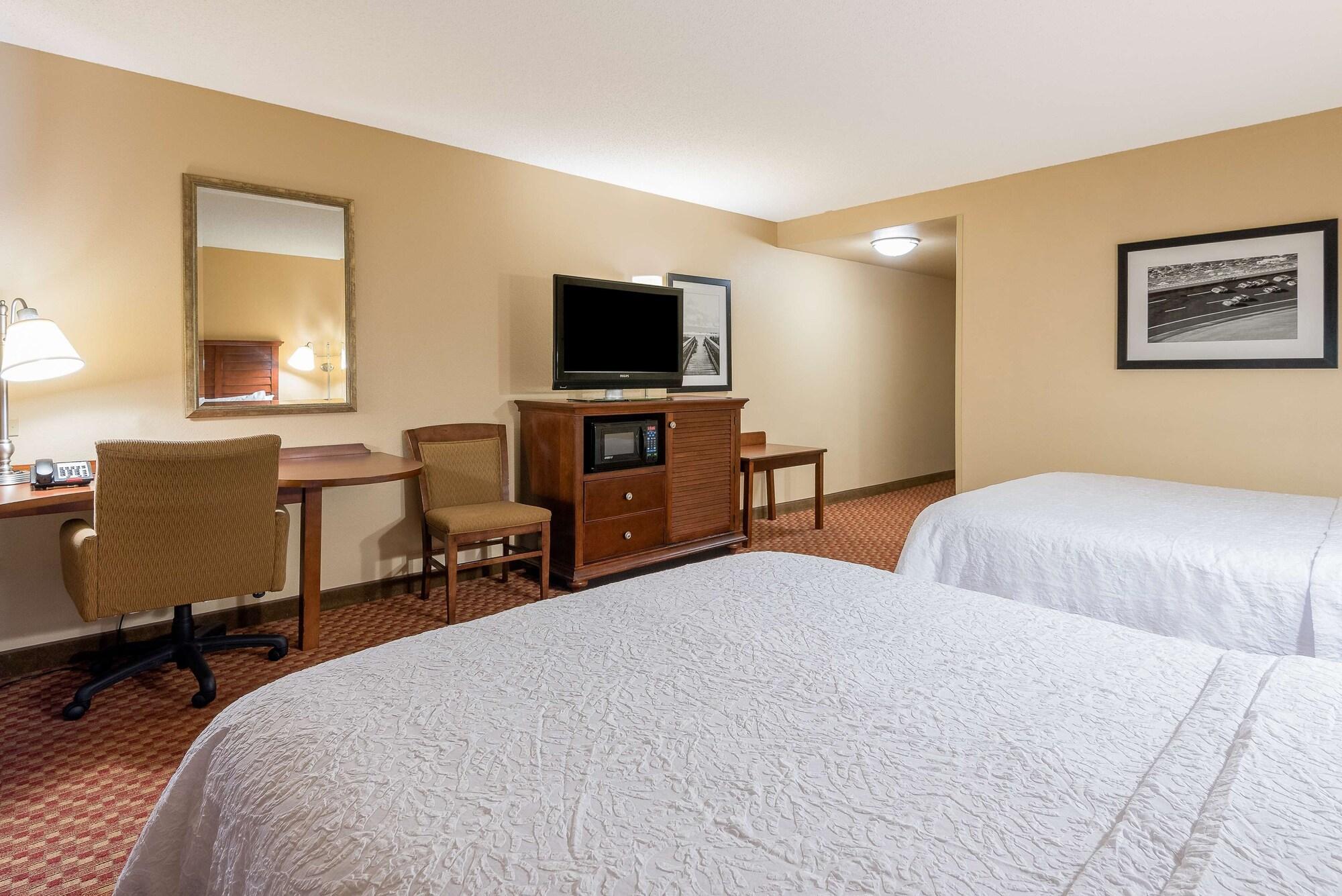 Hampton Inn & Suites Florence-North-I-95 Exteriör bild