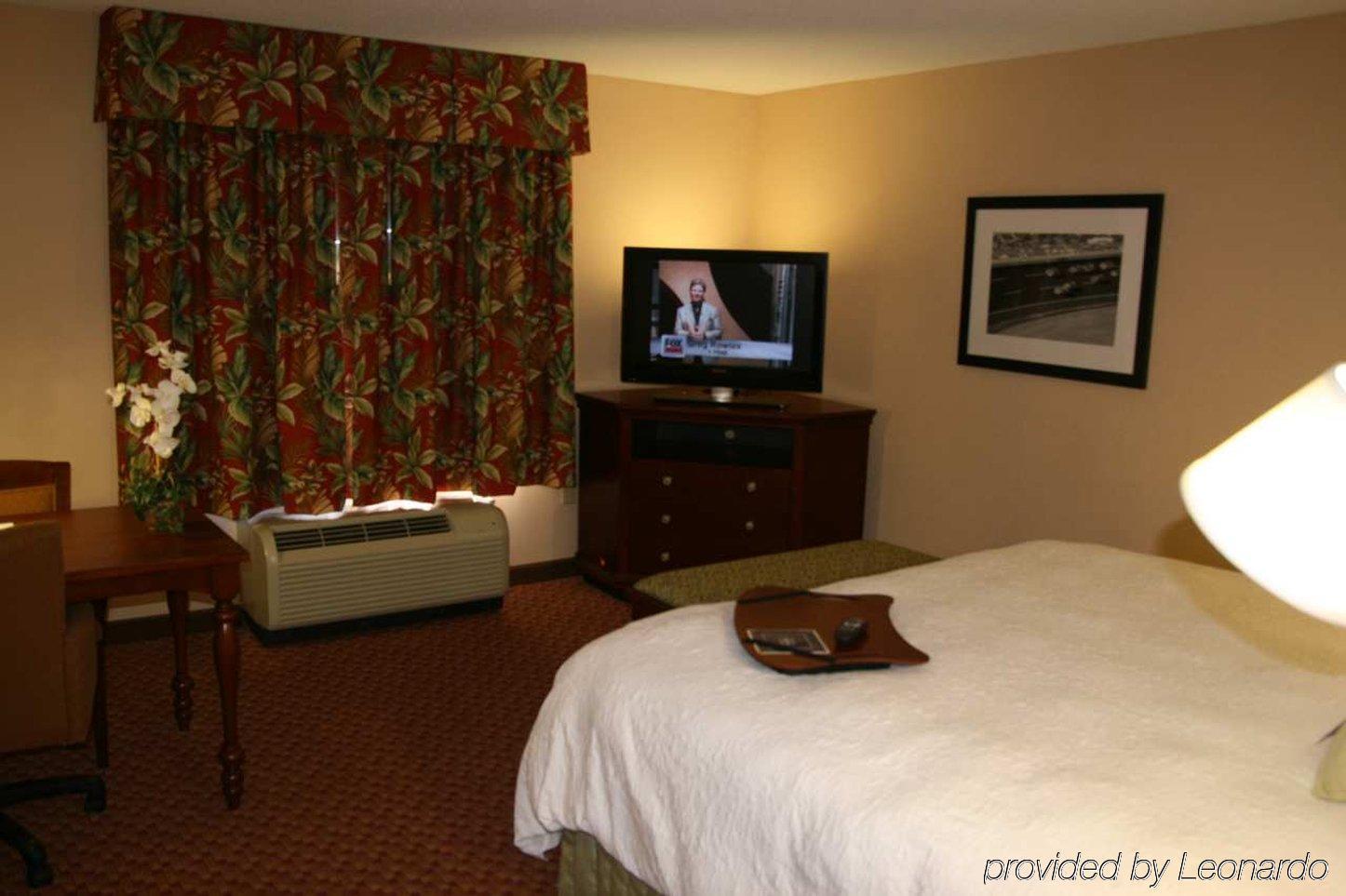 Hampton Inn & Suites Florence-North-I-95 Rum bild